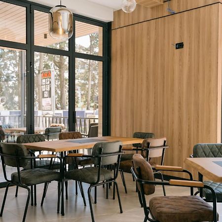 Akar Hotel Ulcinj Ngoại thất bức ảnh