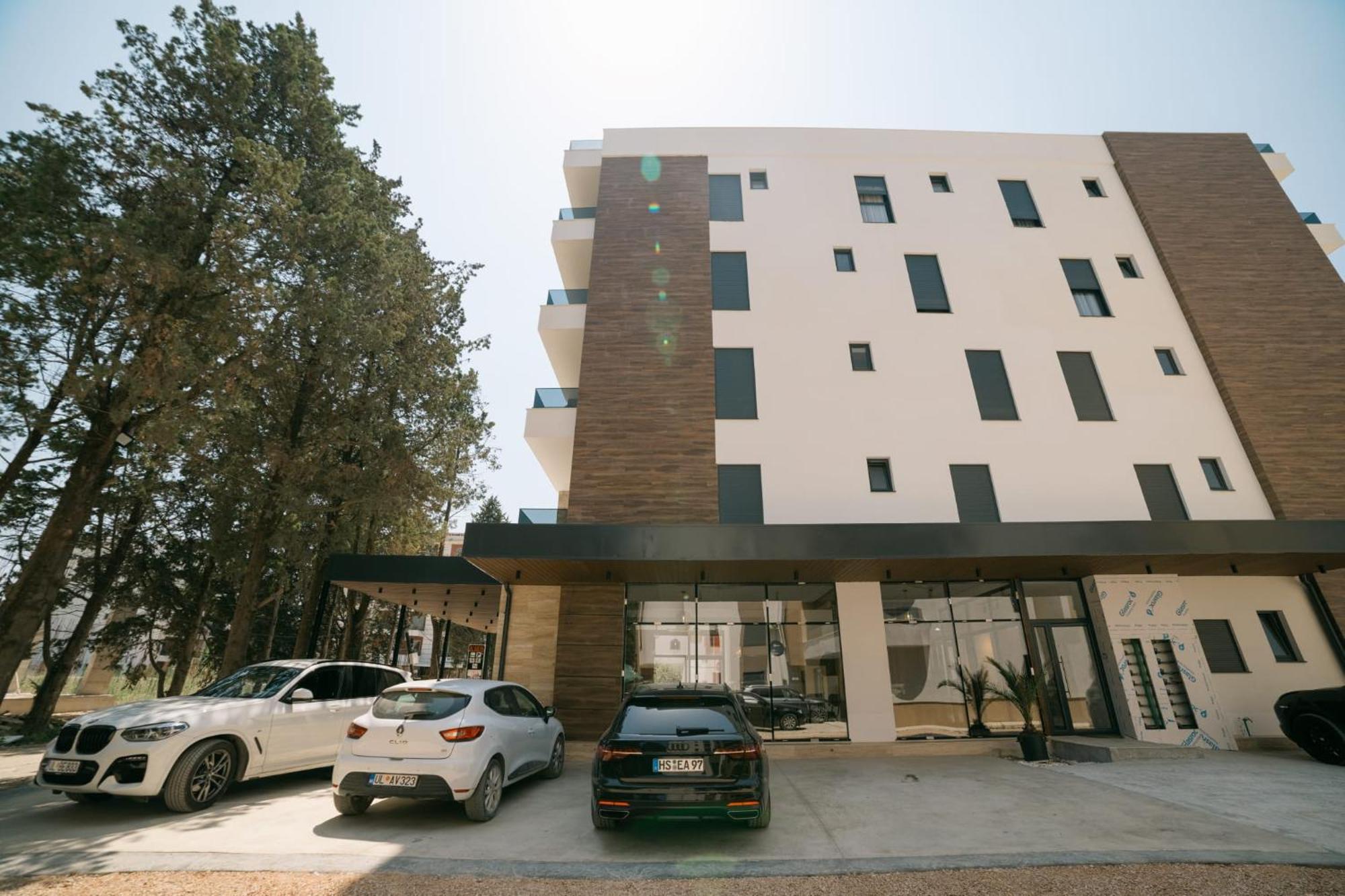 Akar Hotel Ulcinj Ngoại thất bức ảnh